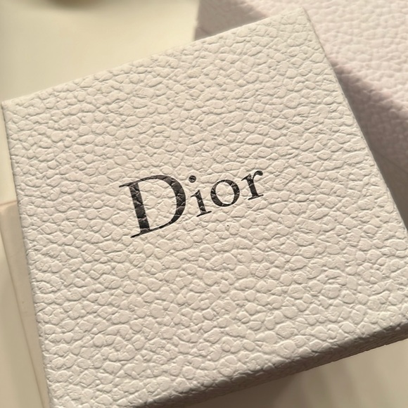 Vintage Dior Earrings - Picture 5 of 12